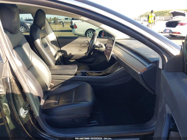 Aukcja sprzedaży 2018 Tesla Model 3 Long Range/performance, vin: 5YJ3E1EBXJF103198, numer aukcji: 44673895