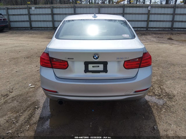 2014 Bmw 320i Xdrive მანქანა იყიდება აუქციონზე, vin: WBA3C3C51EP662484, აუქციონის ნომერი: 44673905
