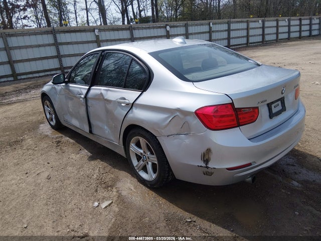 2014 BMW 320I WBA3C3C51EP662484 Photo 2