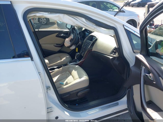 Продажа на аукционе авто 2014 Buick Verano, vin: 1G4PP5SK4E4173277, номер лота: 44673910