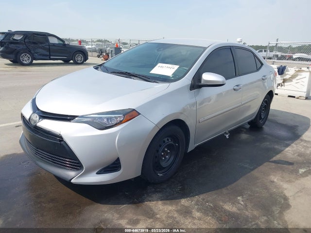 2017 Toyota Corolla Le მანქანა იყიდება აუქციონზე, vin: 2T1BURHE5HC847678, აუქციონის ნომერი: 44673919