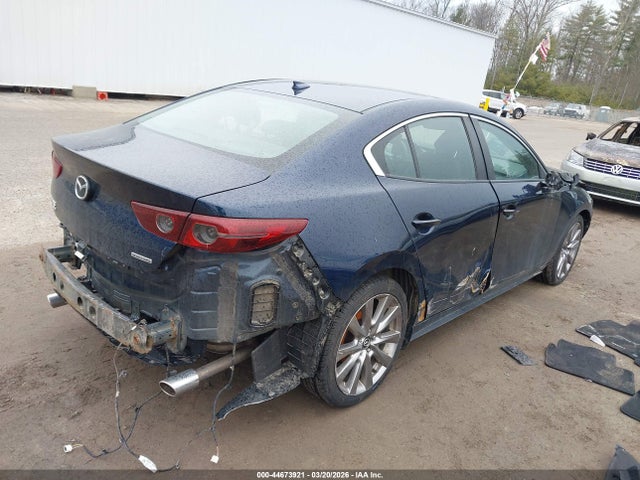 44673921 :رقم المزاد ، 3MZBPBDM4LM117348 vin ، 2020 Mazda Mazda3 Preferred Package مزاد بيع
