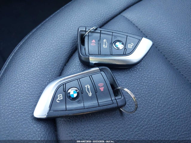 WBXHT3Z39J4A66765 BMW X1 Xdrive28i