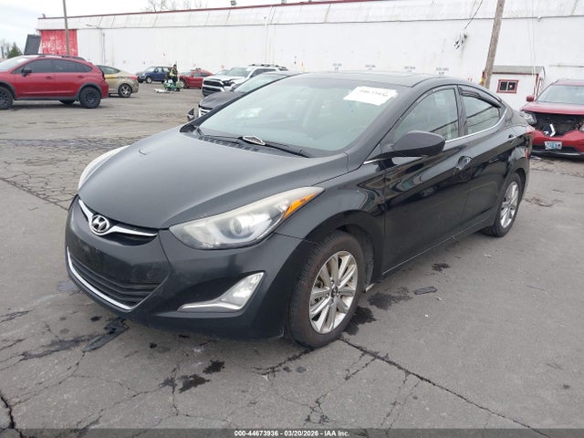 KMHDH4AE3FU307011 Hyundai ELANTRA SE