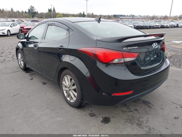 KMHDH4AE3FU307011 Hyundai ELANTRA SE