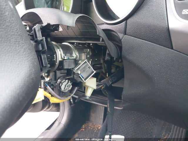 KMHDH4AE3FU307011 Hyundai ELANTRA SE