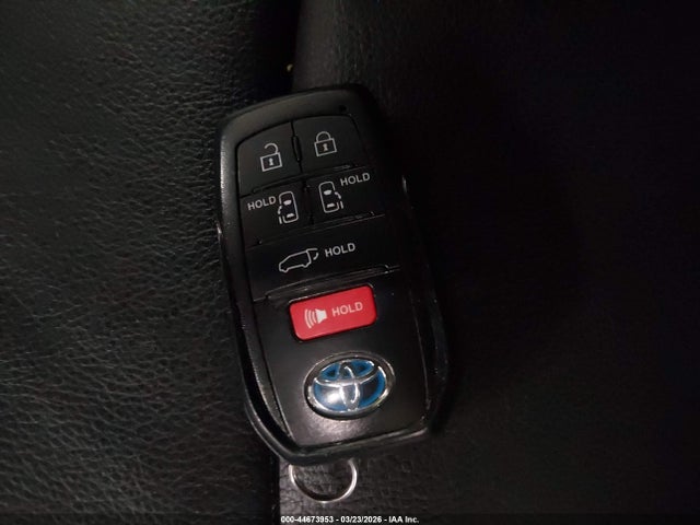 44673953 :رقم المزاد ، 5TDDSKFC7RS147922 vin ، 2024 Toyota Sienna Xse مزاد بيع