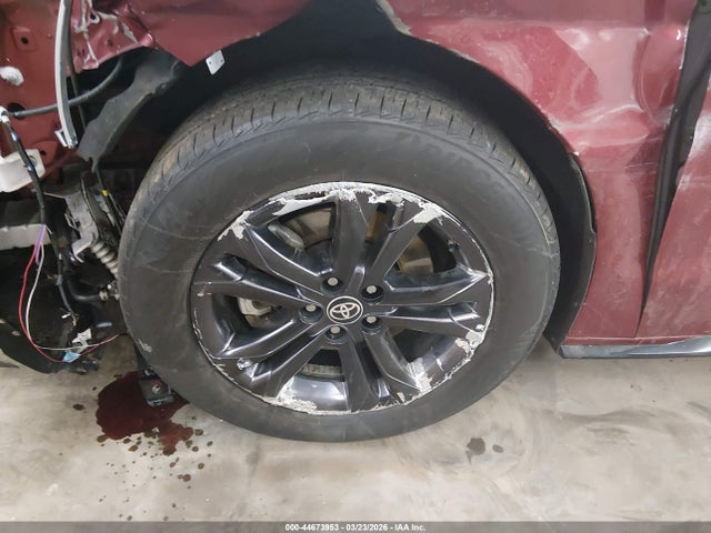 44673953 :رقم المزاد ، 5TDDSKFC7RS147922 vin ، 2024 Toyota Sienna Xse مزاد بيع