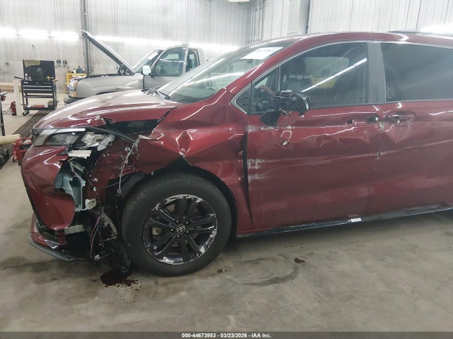 44673953 :رقم المزاد ، 5TDDSKFC7RS147922 vin ، 2024 Toyota Sienna Xse مزاد بيع