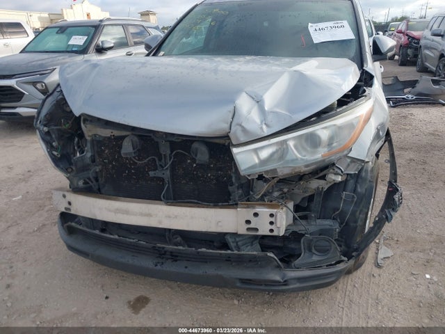 5TDBKRFH7GS259158 Toyota Highlander Le V6