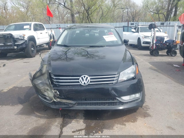 44673995 :رقم المزاد ، 1VWAT7A31FC076893 vin ، 2015 Volkswagen Passat 1.8t Limited Edition مزاد بيع