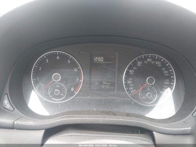 44673995 :رقم المزاد ، 1VWAT7A31FC076893 vin ، 2015 Volkswagen Passat 1.8t Limited Edition مزاد بيع