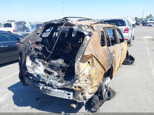 4T3RWRFV6SU203115 Toyota Rav4 Hybrid Xle