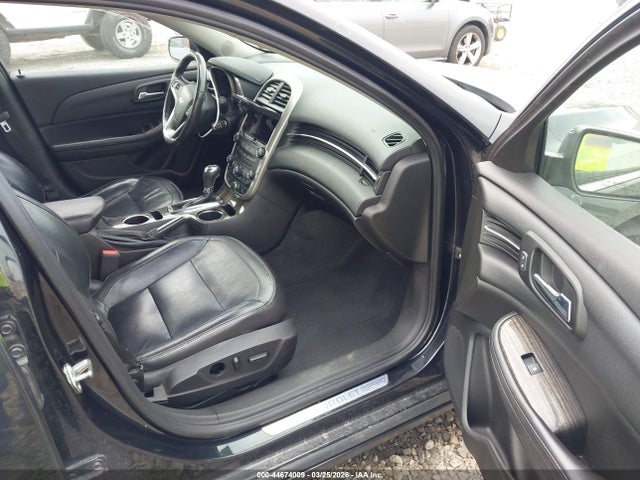 2015 Chevrolet Malibu 1lz მანქანა იყიდება აუქციონზე, vin: 1G11F5SL0FF176438, აუქციონის ნომერი: 44674009