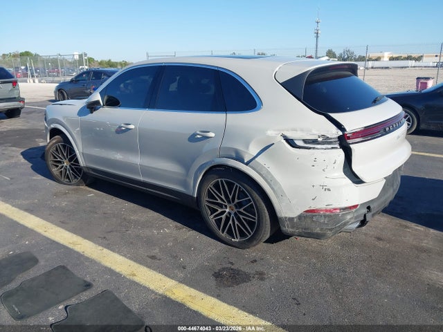 WP1AA2AY2RDA10812 Porsche Cayenne