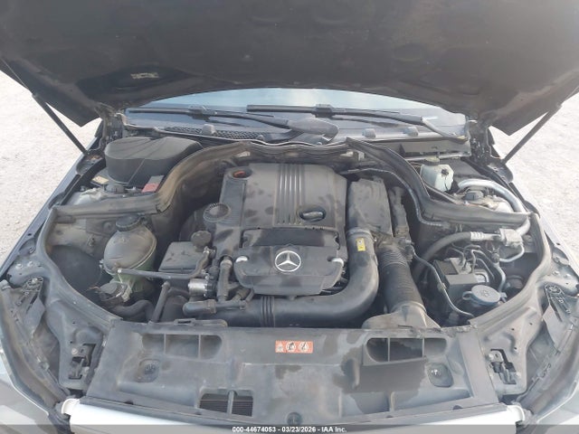 2013 Mercedes-benz C 250 Sport მანქანა იყიდება აუქციონზე, vin: WDDGF4HB3DR286086, აუქციონის ნომერი: 44674053