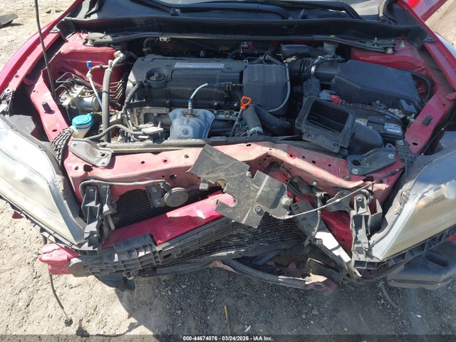 44674076 :رقم المزاد ، 1HGCT1B87FA013765 vin ، 2015 Honda Accord Ex-l مزاد بيع