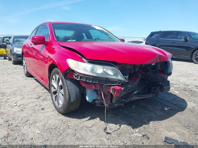 44674076 :رقم المزاد ، 1HGCT1B87FA013765 vin ، 2015 Honda Accord Ex-l مزاد بيع