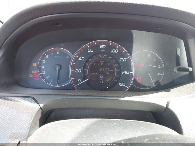 44674076 :رقم المزاد ، 1HGCT1B87FA013765 vin ، 2015 Honda Accord Ex-l مزاد بيع