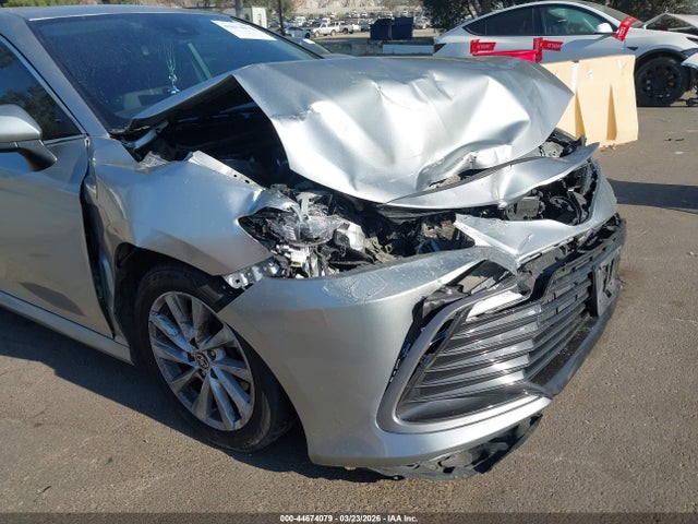 Toyota CAMRY LE 2022 4T1C11AK0NU002603 Image 6