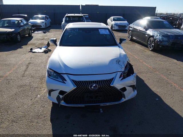Продажа на аукционе авто 2019 Lexus Es 300h Luxury, vin: JTHB21B14K2038299, номер лота: 44674089
