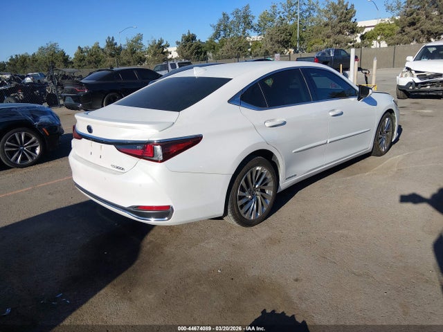 Продажа на аукционе авто 2019 Lexus Es 300h Luxury, vin: JTHB21B14K2038299, номер лота: 44674089