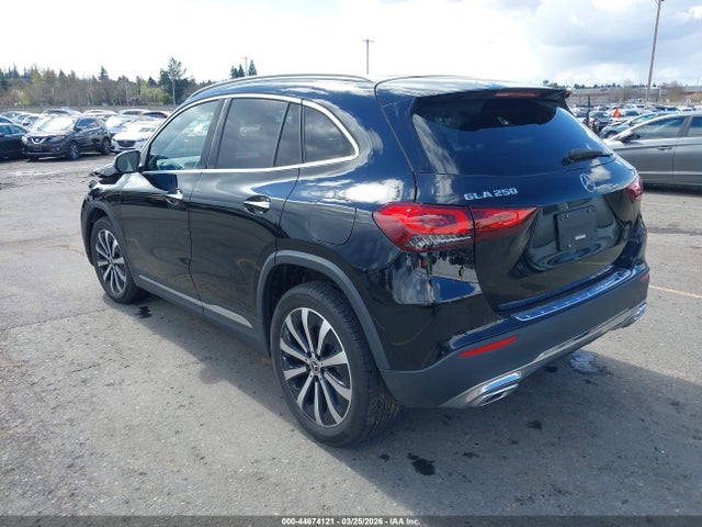 W1N4N4HB2NJ390688 Mercedes-Benz Gla 250 4matic