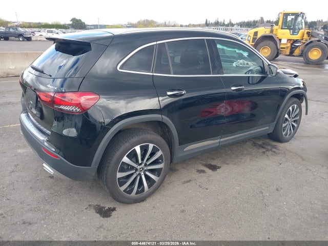 W1N4N4HB2NJ390688 Mercedes-Benz Gla 250 4matic