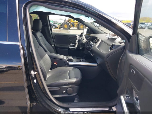 W1N4N4HB2NJ390688 Mercedes-Benz Gla 250 4matic