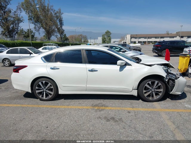 Nissan Altima 2.5 Sr 2017 1N4AL3AP3HC269375 Image 13