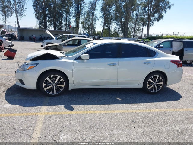 Nissan Altima 2.5 Sr 2017 1N4AL3AP3HC269375 Image 14