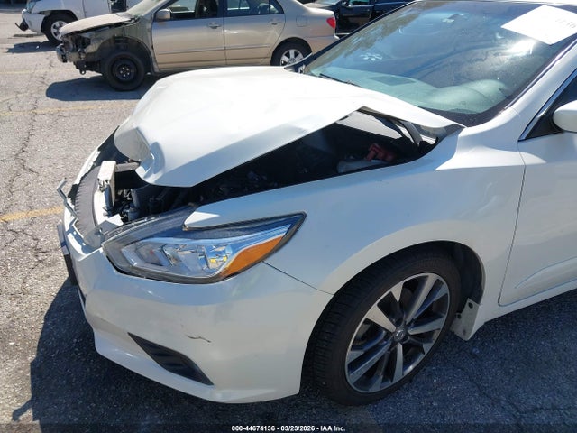 Nissan Altima 2.5 Sr 2017 1N4AL3AP3HC269375 Image 18