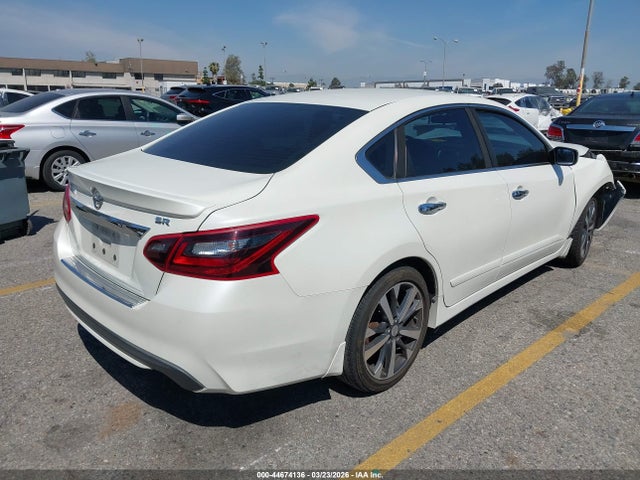 Nissan Altima 2.5 Sr 2017 1N4AL3AP3HC269375 Image 4