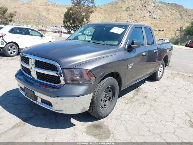 1C6RR6GG8FS646135 RAM 1500 Slt