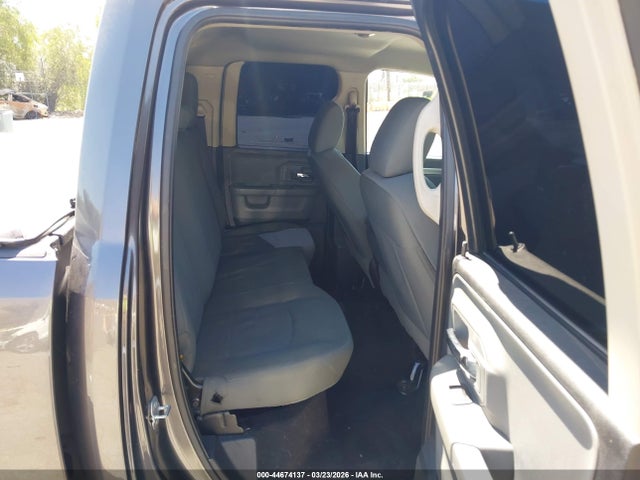 1C6RR6GG8FS646135 RAM 1500 Slt