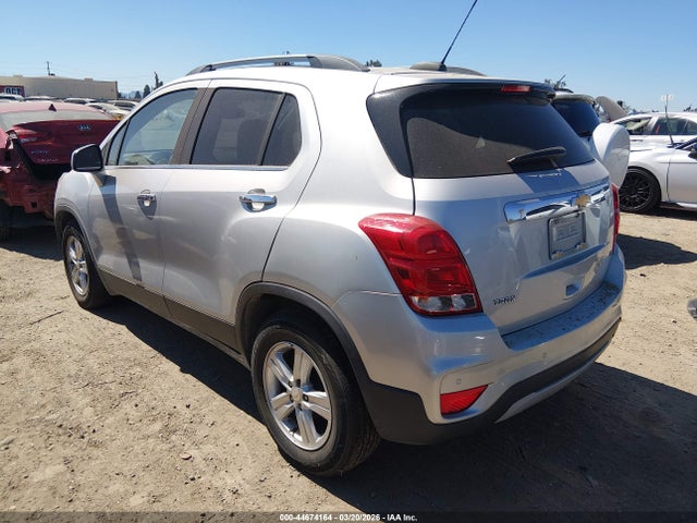 2017 CHEVROLET TRAX 3GNCJLSB6HL281334 Photo 2