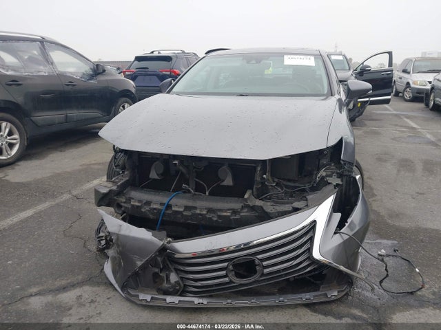 58ABK1GG7JU088636 Lexus ES 350