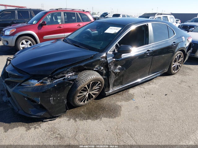 4T1G11AK8LU864384 Toyota CAMRY SE