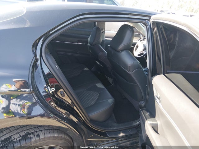 4T1G11AK8LU864384 Toyota CAMRY SE