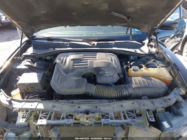 44674223 :رقم المزاد ، 2C3CDXHG1GH241832 vin ، 2016 Dodge Charger Sxt مزاد بيع