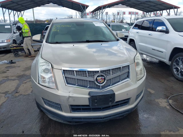 44674230 :رقم المزاد ، 3GYFNDEY1AS540270 vin ، 2010 Cadillac Srx Luxury Collection مزاد بيع