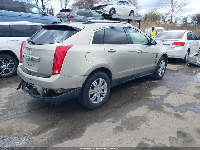 44674230 :رقم المزاد ، 3GYFNDEY1AS540270 vin ، 2010 Cadillac Srx Luxury Collection مزاد بيع