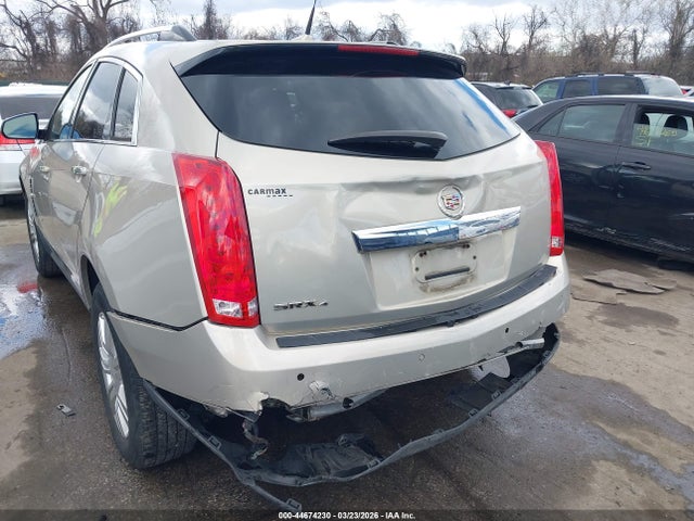 44674230 :رقم المزاد ، 3GYFNDEY1AS540270 vin ، 2010 Cadillac Srx Luxury Collection مزاد بيع