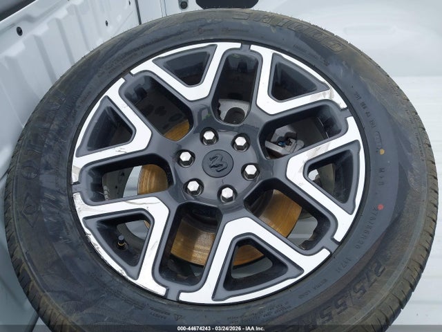 Продаж на аукціоні авто 2026 Ram 1500 Laramie  4x4 5'7 Box, vin: 1C6SRFJP4TN259215, номер лоту: 44674243