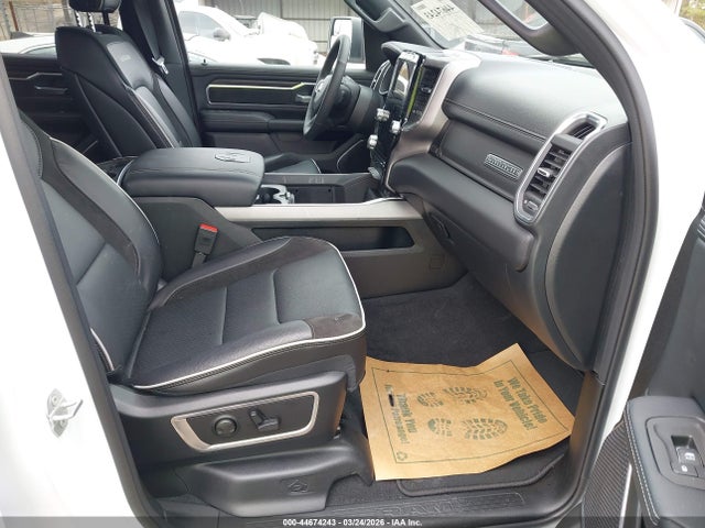 Продаж на аукціоні авто 2026 Ram 1500 Laramie  4x4 5'7 Box, vin: 1C6SRFJP4TN259215, номер лоту: 44674243