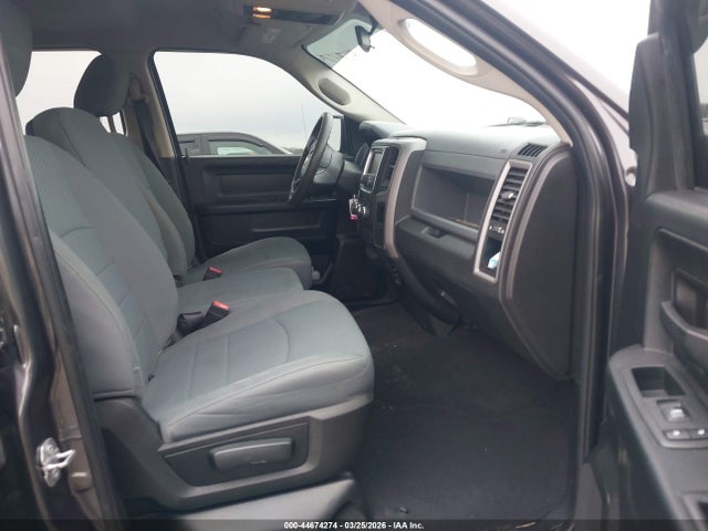 44674274 :رقم المزاد ، 1C6RR7FG7JS313019 vin ، 2018 Ram 1500 Tradesman  4x4 6'4 Box مزاد بيع