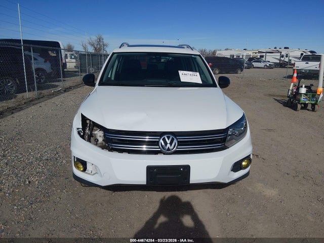 Aukcja sprzedaży 2017 Volkswagen Tiguan 2.0t Sport, vin: WVGUV7AX2HK028417, numer aukcji: 44674284