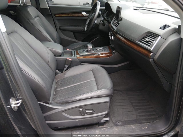 Продаж на аукціоні авто 2018 Audi Q5 2.0t Premium/2.0t Tech Premium, vin: WA1ANAFY0J2008284, номер лоту: 44674304