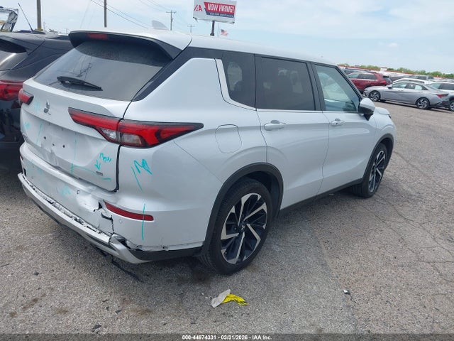 2024 MITSUBISHI OUTLANDER JA4J3VA86RZ064110 Photo 3
