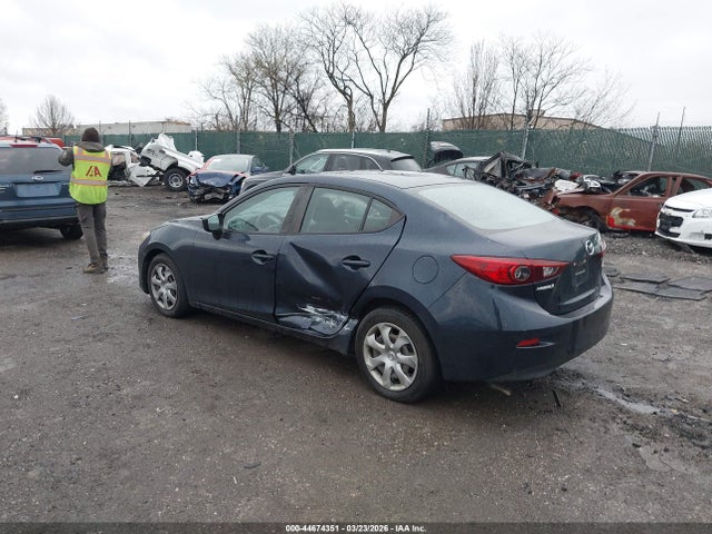 JM1BM1T74E1156801 Mazda Mazda3 I Sv